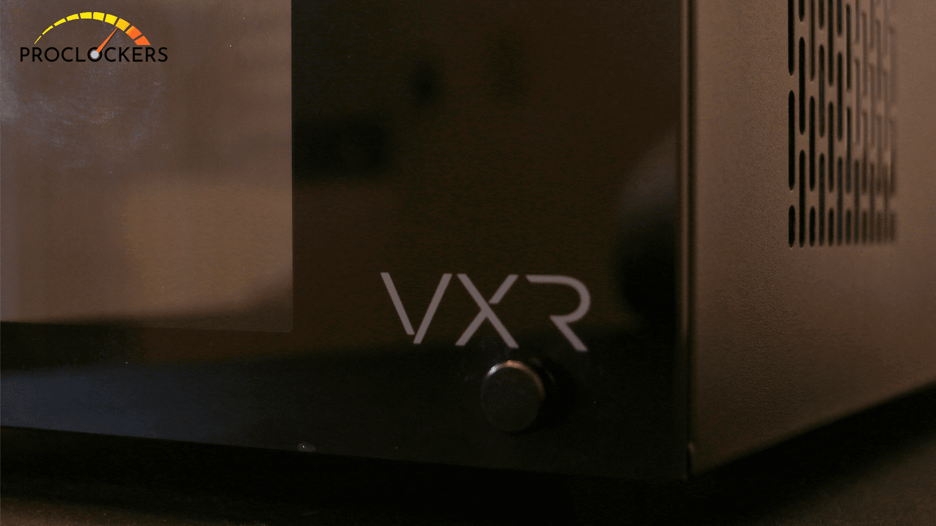 VXR UNPACKED SHOWING VXR LOGO ON FRONT OF CASE